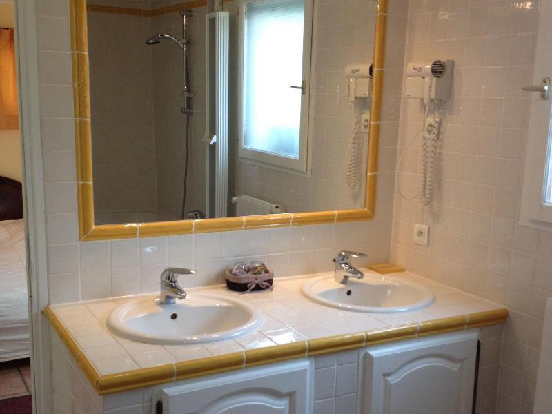 B&B With Charm, Quiet, Kitchen, Sw Pool. Grasse Luaran gambar